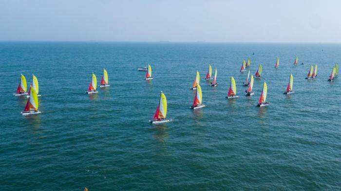 中国家帆赛激战秦皇岛 选手直言帆船运动离生活不遥远