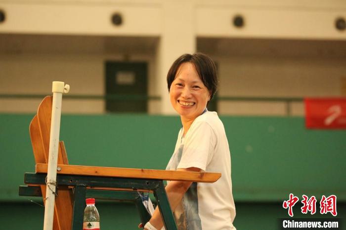 白衣天使跨界杭州亚运会裁判：希望更多人爱上软式网球