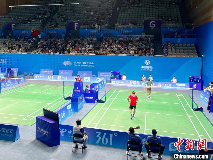 （杭州亚运会）中国香港羽球男队历经“鏖战”成功晋级团体八强