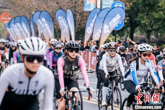 2023环千岛湖公路自行车赛举行 参赛人数创历史之最