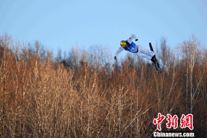 贾宗洋“十四冬”男子空中技巧位列第五