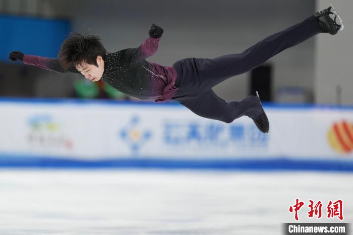 （十四冬）综合消息：花滑团体赛北京队强势夺冠 青年组男子冰球香港队不敌东道主