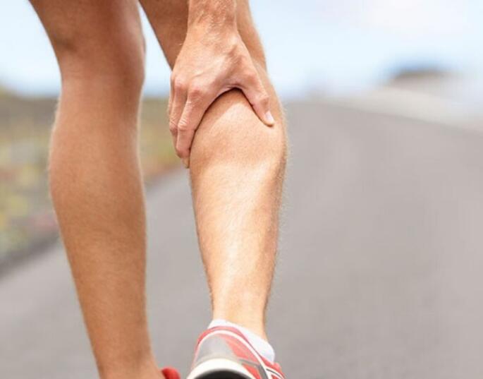 小腿酸胀痛什么原因引起的，这5点原因，你都知道吗？