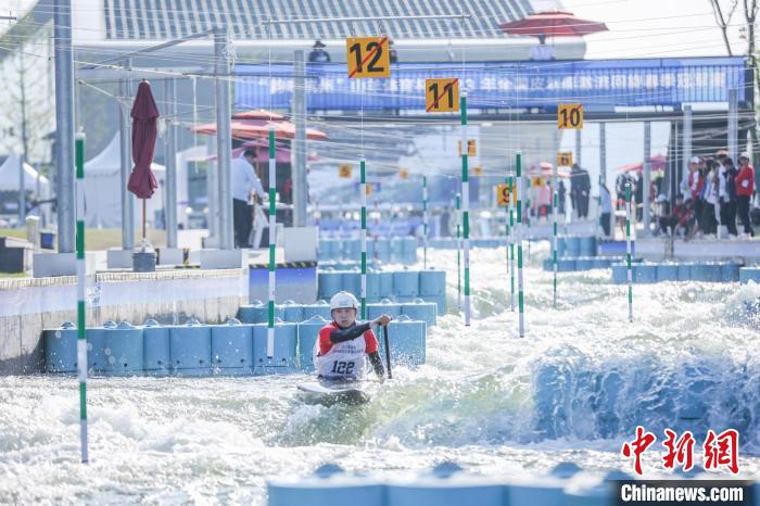 2023全国皮划艇激流回旋春冠赛收官 共决出15枚金牌