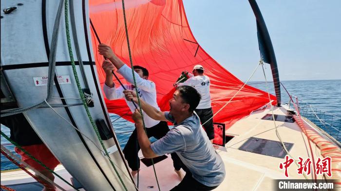 广州南沙队夺冠  船员冀通过帆船比赛带动更多人感受大海魅力