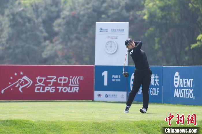 曾莉棋加洞赢得北京女子高尔夫挑战赛冠军