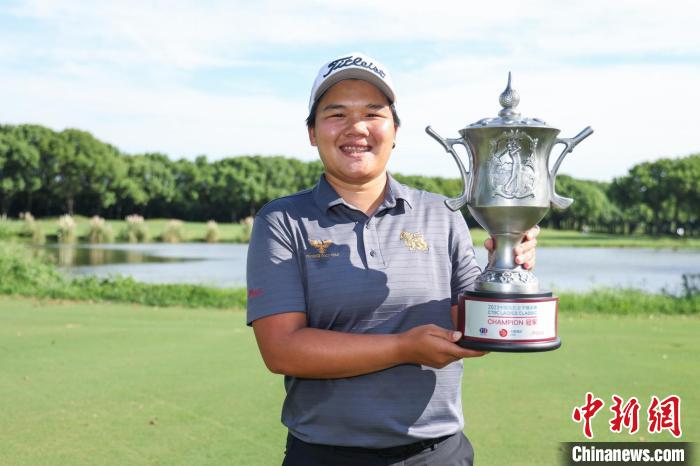 中国女子高尔夫精英赛（上海）泰国球员库苏玛加洞夺冠