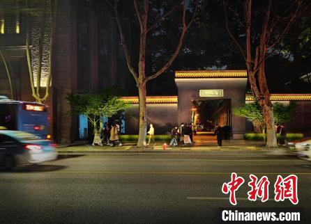 （微观亚运）亚运倒计时：“夜杭州”细绘光影画卷