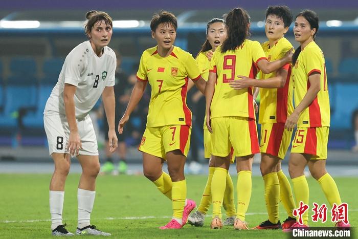 又是一场大胜！中国女足亚运会小组第一出线