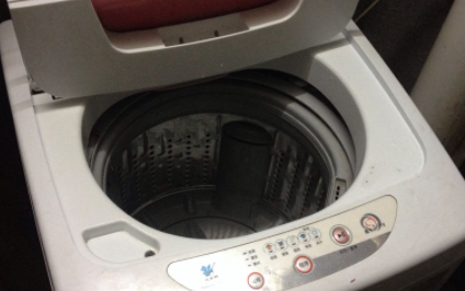 洗衣机洗完应该盖上还是打开洗衣机用完开盖多久(洗衣机多久清洗一次才合适)