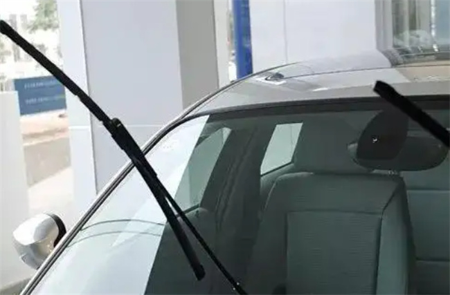 为什么有的车子后面没有雨刮器