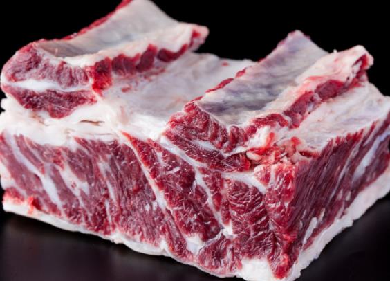 减肥期间能吃牛肉吗吃牛肉会长胖吗(减肥期间吃牛肉可以吗)