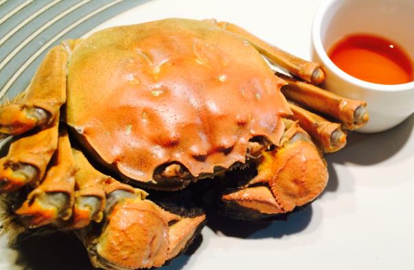 二两的螃蟹蒸多长时间蒸螃蟹酱料如何调(二两的螃蟹蒸多久好?)